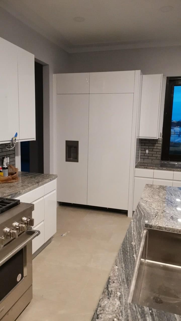 fridge close